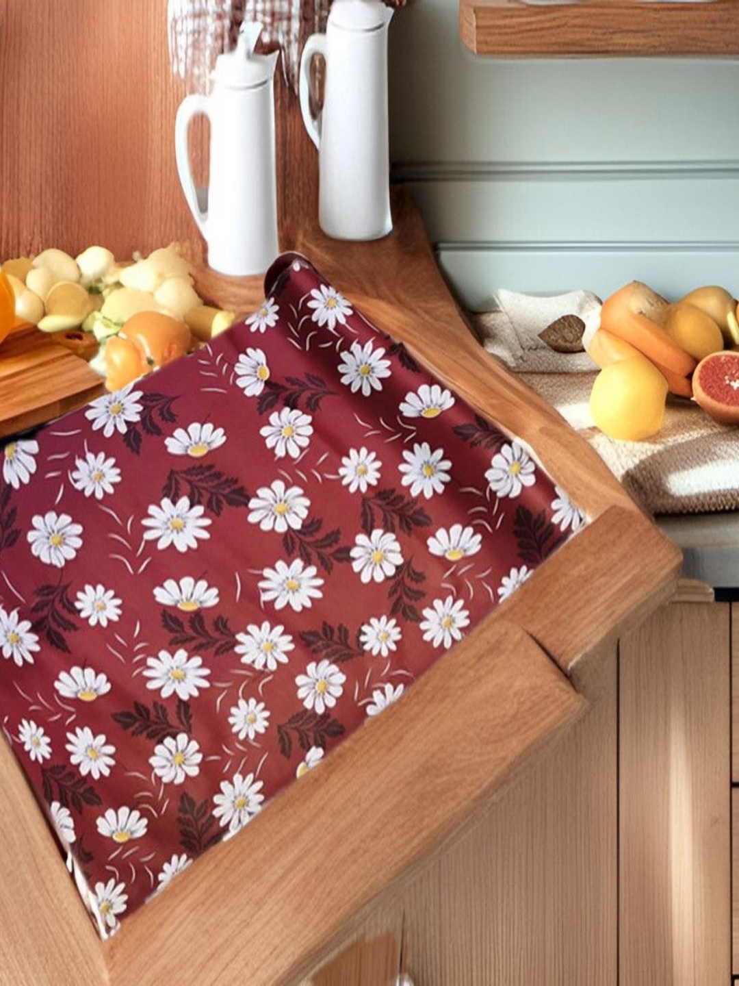 

REVEXO Maroon & White Printed Water-Resistant Shelf Liner