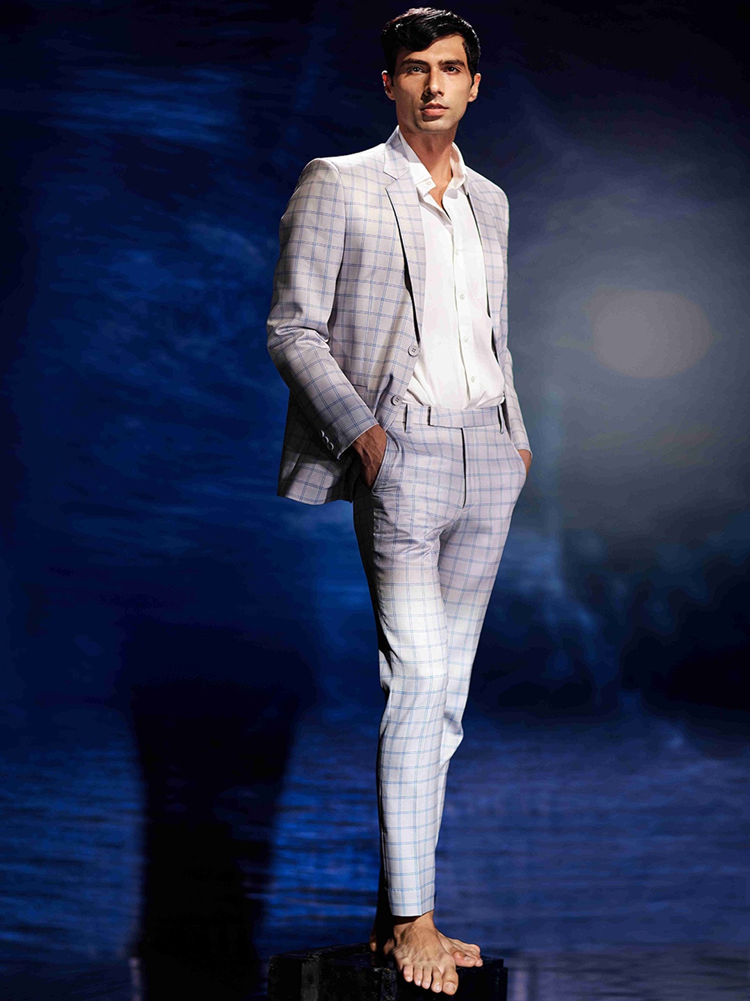

Eleven Brothers Men Checked Single-Breasted Two-Piece Suits, Blue