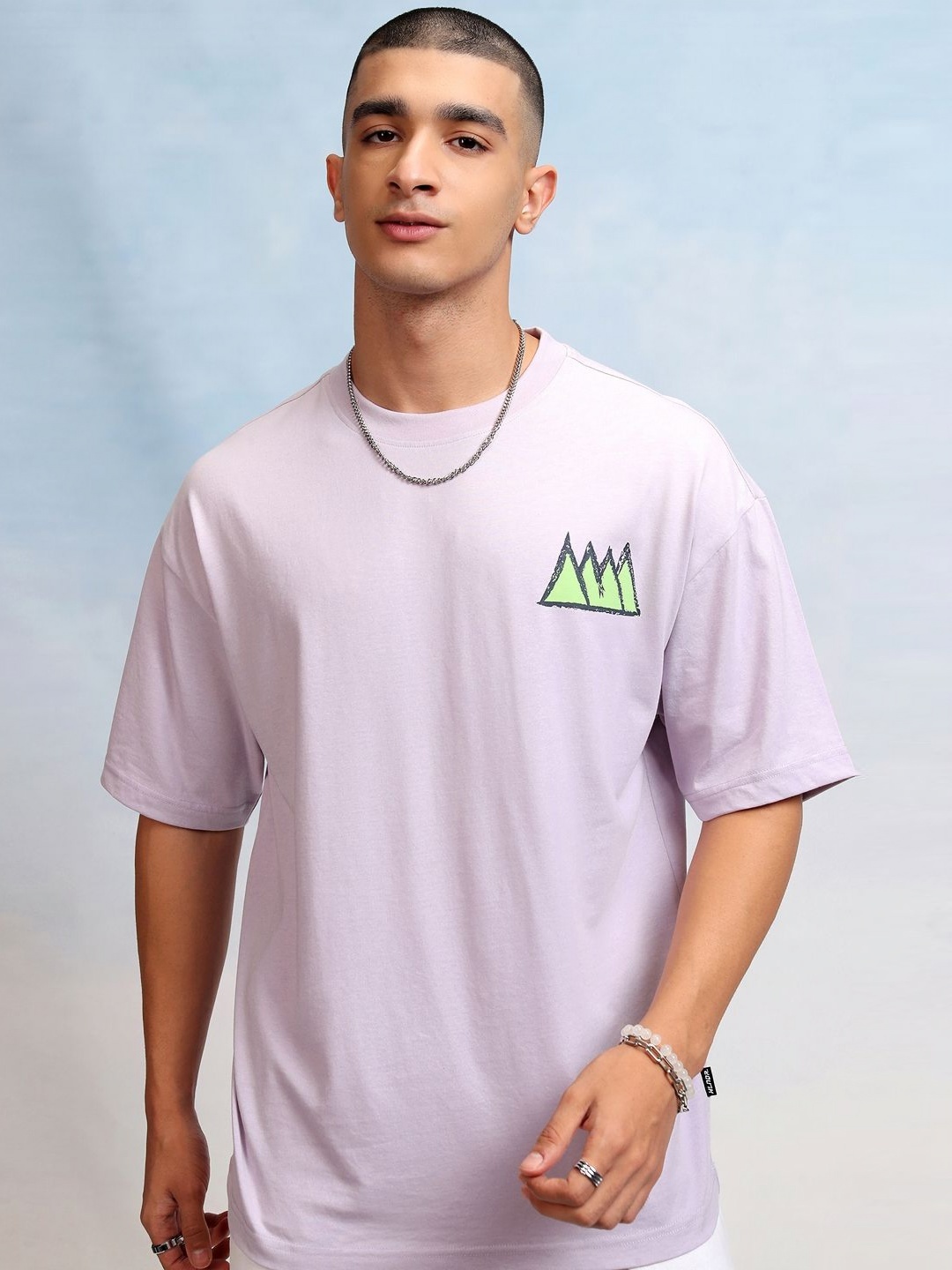 

HIGHLANDER Men Graphic Printed Round Neck Oversized T-shirt, Mauve