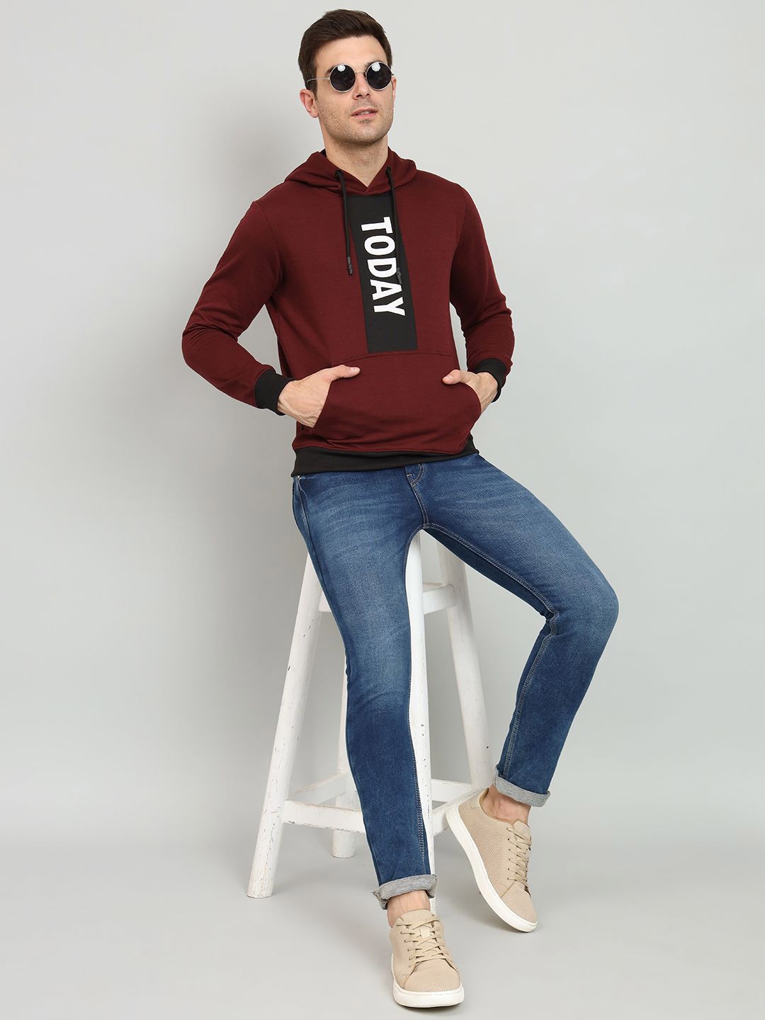 

OGEN Men Printed Sweatshirt, Maroon