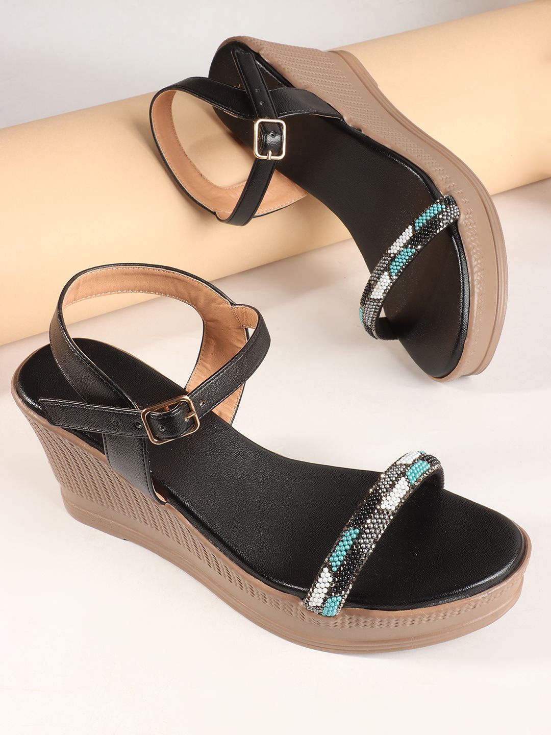 

DressBerry Women Wedge Sandals with Buckles, Black