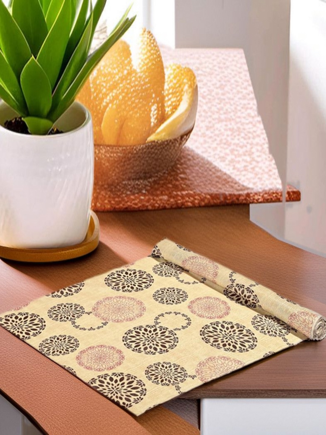 

REVEXO Beige & Black Printed Water-Resistant Shelf Liner