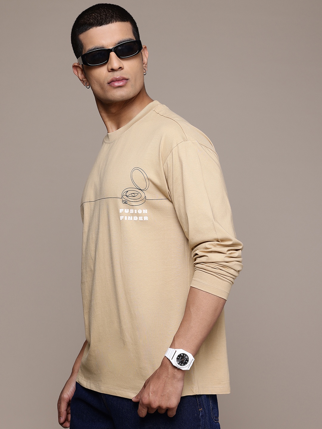 

The Roadster Lifestyle Co. Men Printed Pure Cotton Relaxed Fit T-shirt, Beige