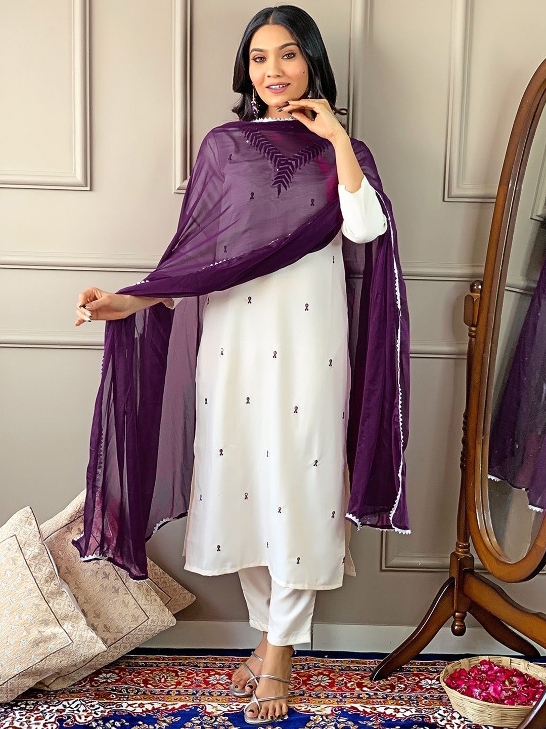 

Rensa Embroidered Thread Work Kurta With Trousers & Dupatta, White