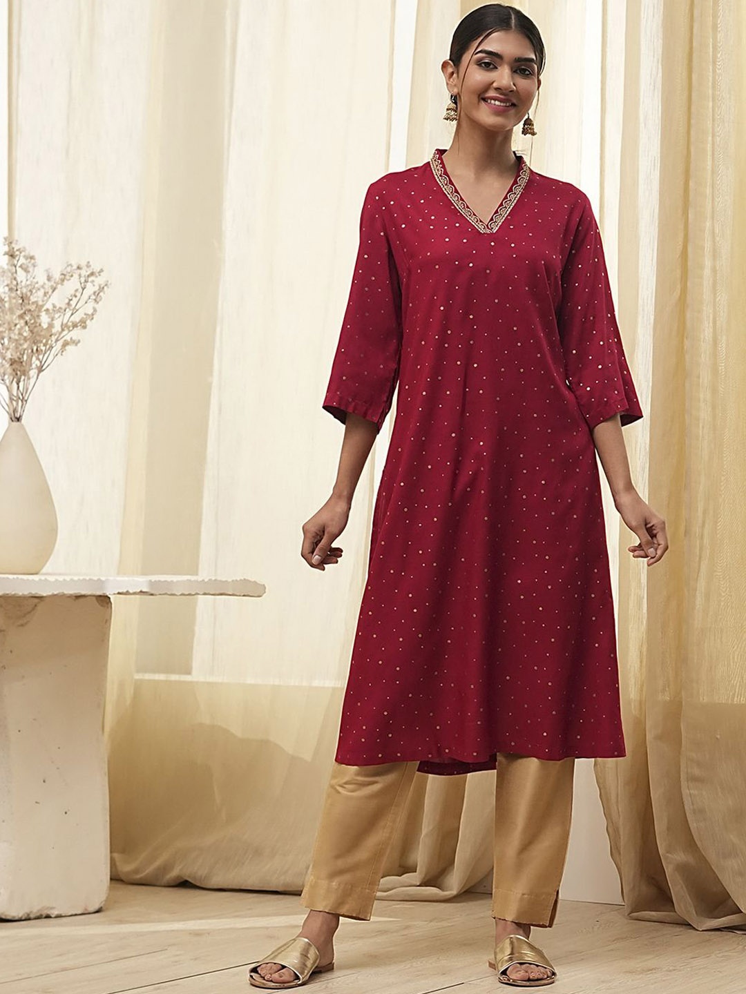 

Biba Women Ethnic Motifs Embroidered Thread Work Kurta, Red