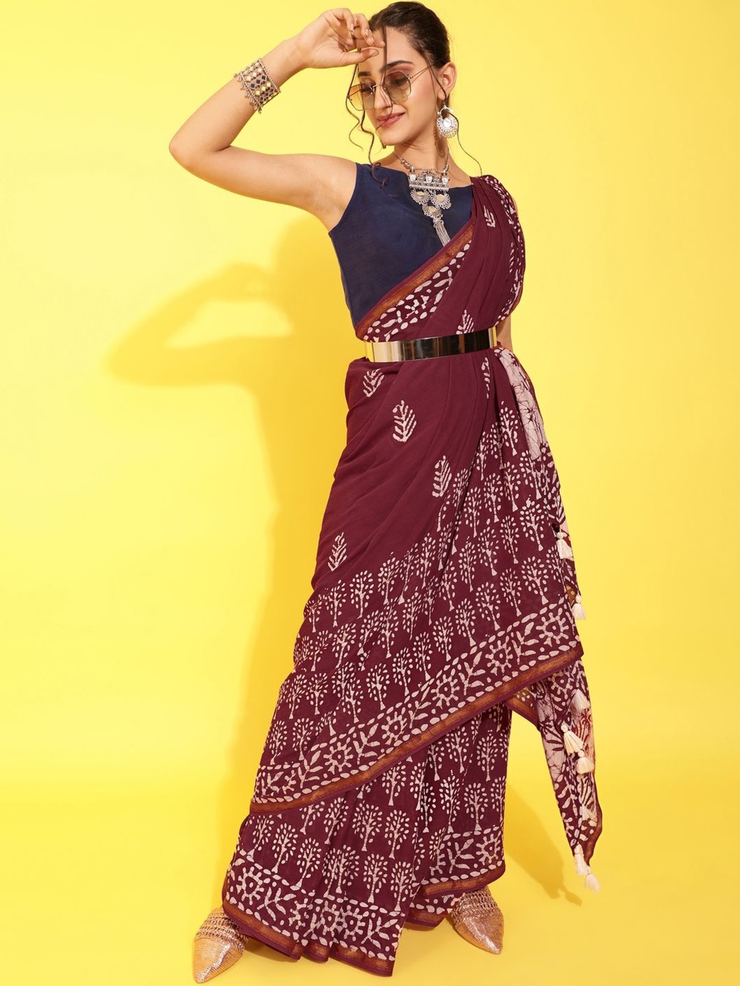 

Suha Floral Printed Pure Cotton Saree, Maroon