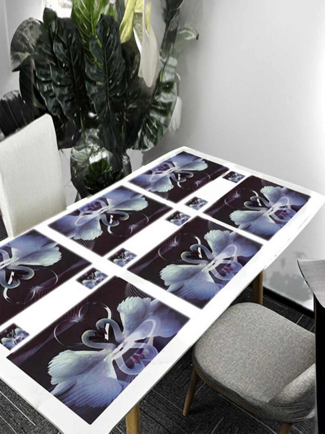 

REVEXO Black & White 12 Pieces Printed Rectangular Shaped Coasters & Table Placemats