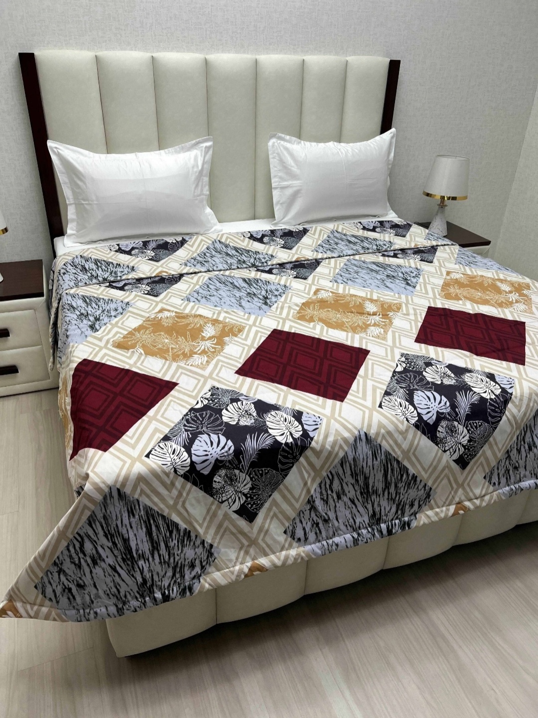 

Pure Decor Comfy White Floral Printed Microfiber 180 GSM AC Room Double King Bed Comforter
