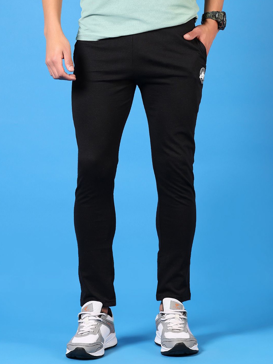 

V-Mart Men Cotton Mid-Rise Track Pant, Black