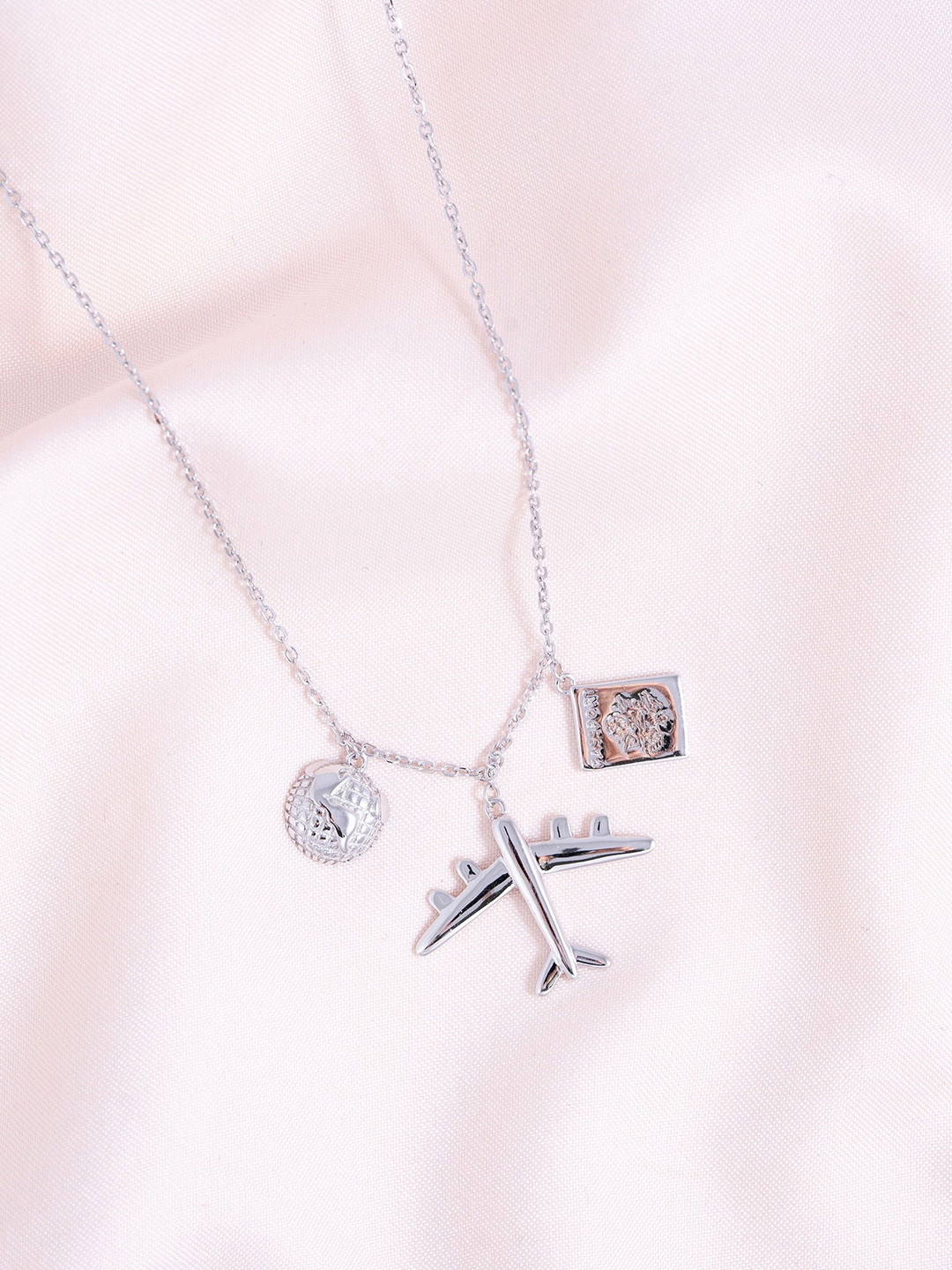 

GLYTERS Sterling Silver Rhodium-Plated Minimal Necklace