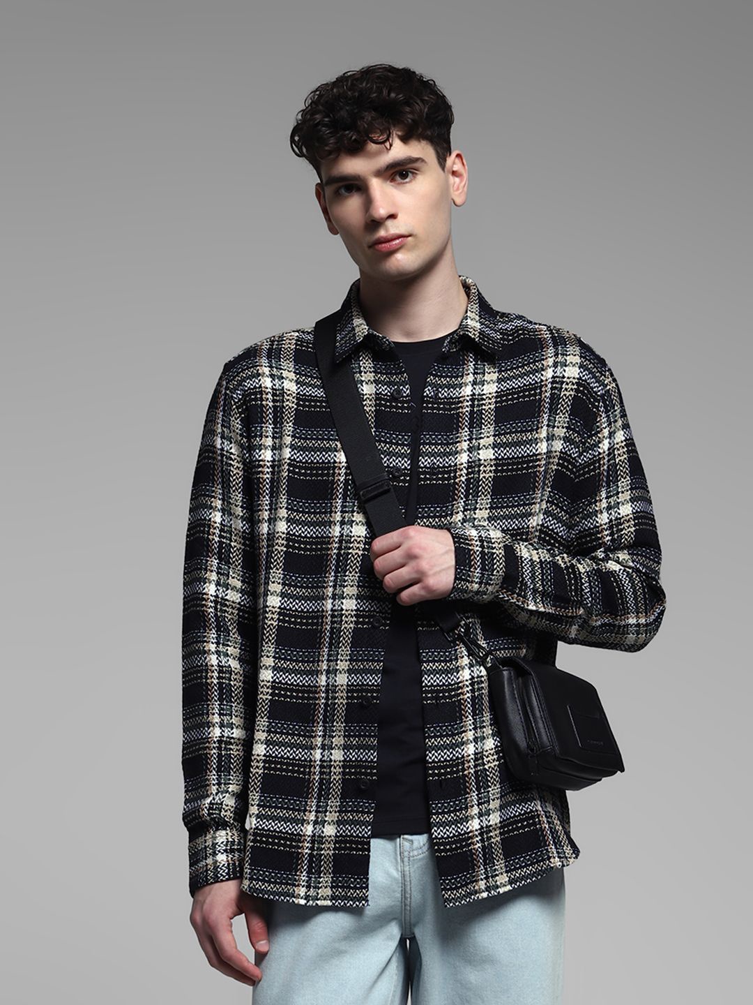 

Jack & Jones Men Relaxed Fit Spread Collar Checked Cotton Casual Shirt, Black