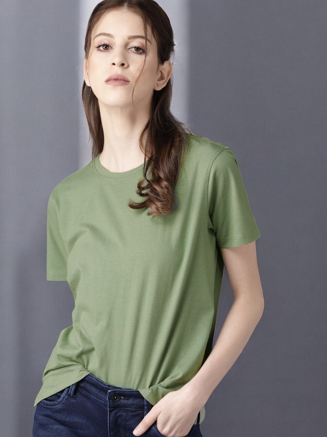 

Mast & Harbour Women Solid Round Neck Cotton T-shirt, Green