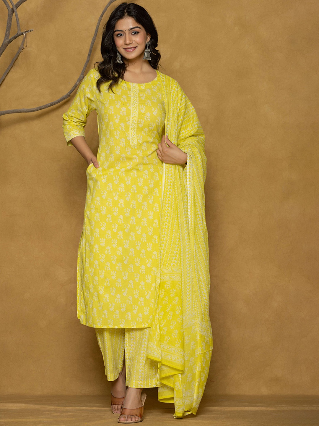 

INDYES Floral Printed Round Neck Pure Cotton Straight Kurta With Trousers & Dupatta, Yellow