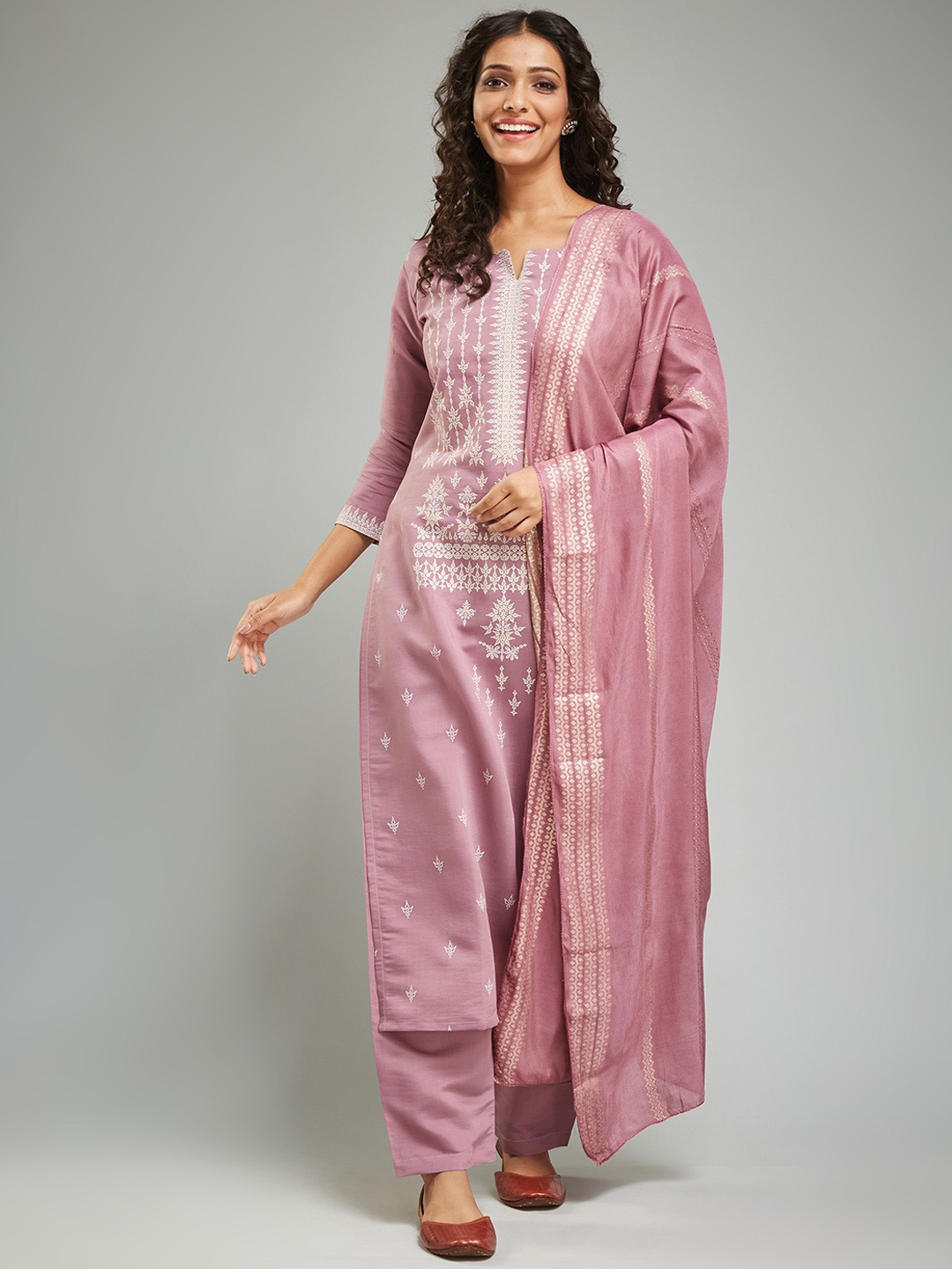 

ZIBLON Floral Printed Notch Neck Chanderi Silk Straight Kurta With Trouser & Dupatta, Pink