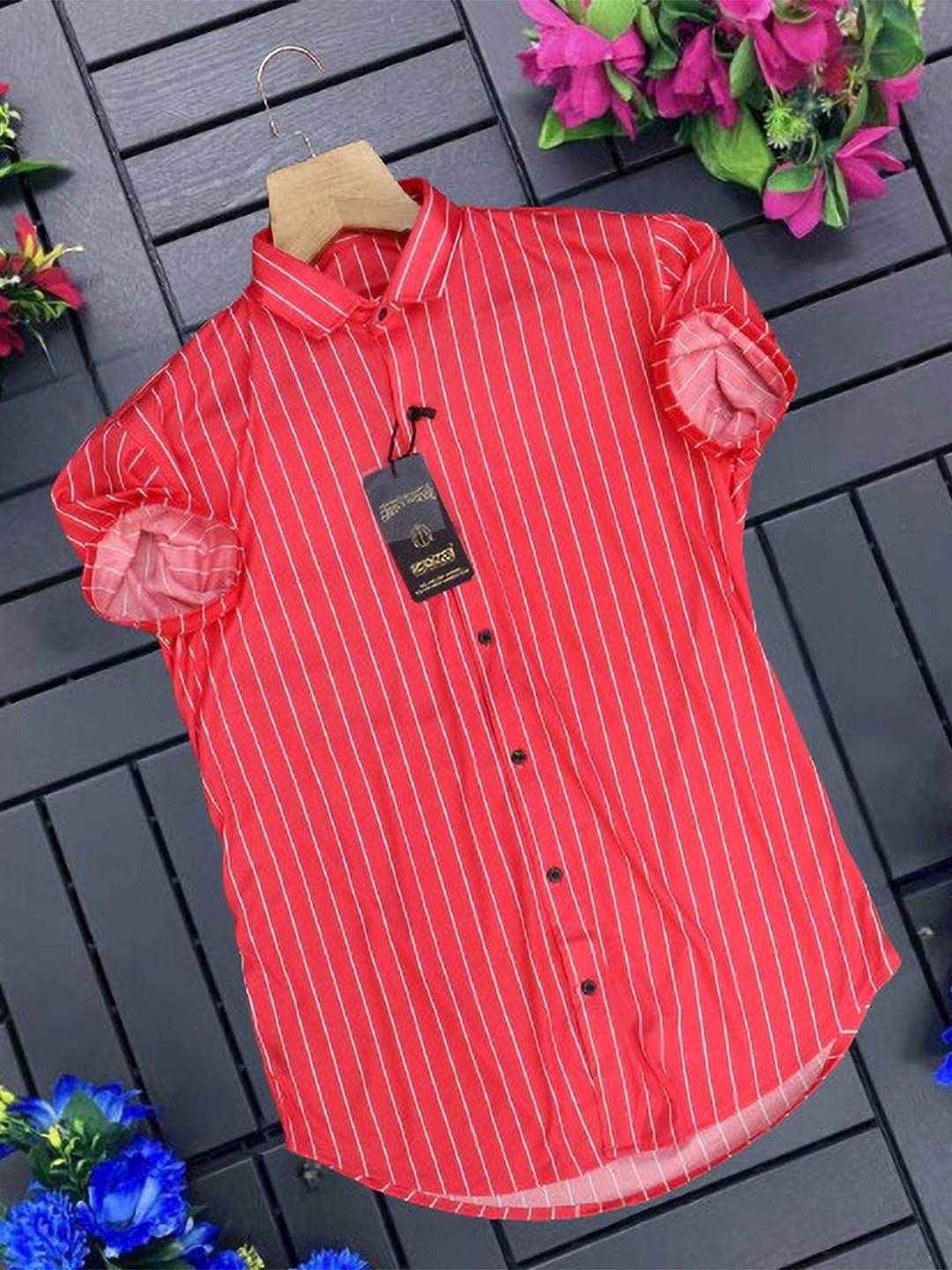 

iCome Men Spread Collar Vertical Striped Casual Shirt, Red