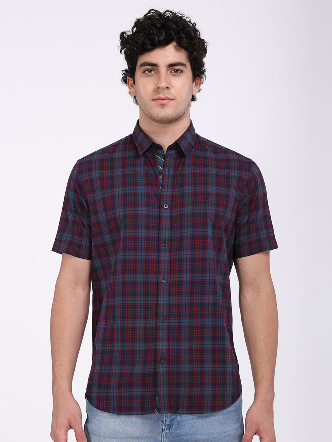 

Indian Terrain Men Classic Fit Spread Collar Grid Tattersall Checked Cotton Casual Shirt, Blue