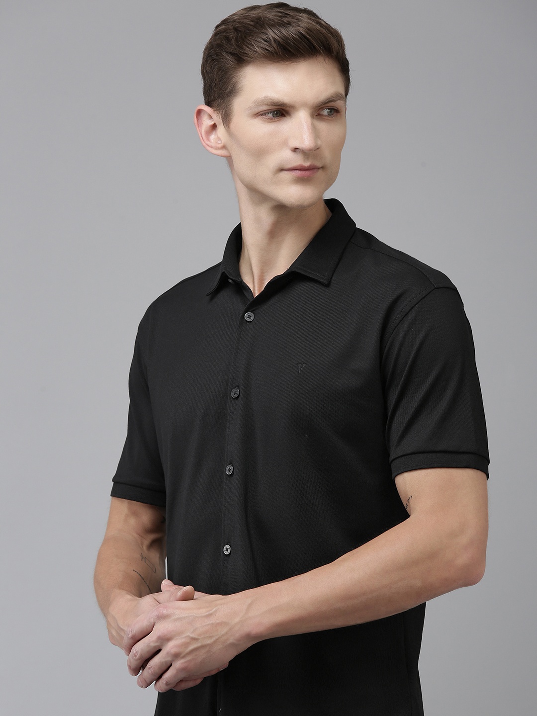 

Van Heusen Sport Slim Fit Textured Opaque Casual Shirt, Black