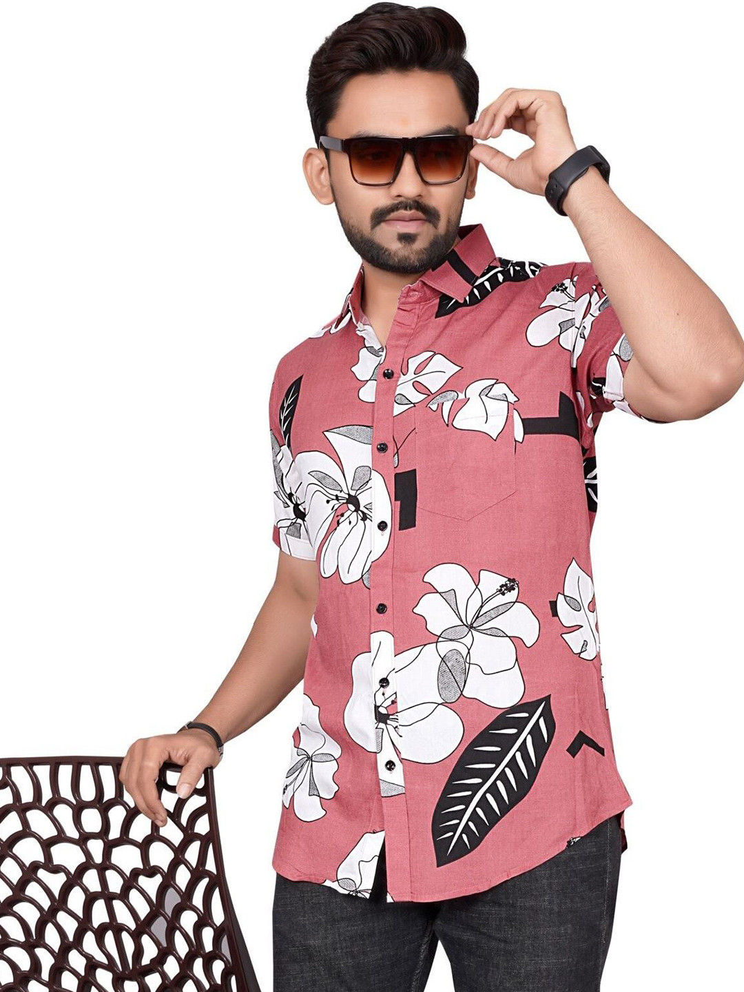 

Metronaut Men Floral Semi Sheer Printed Casual Shirt, Peach