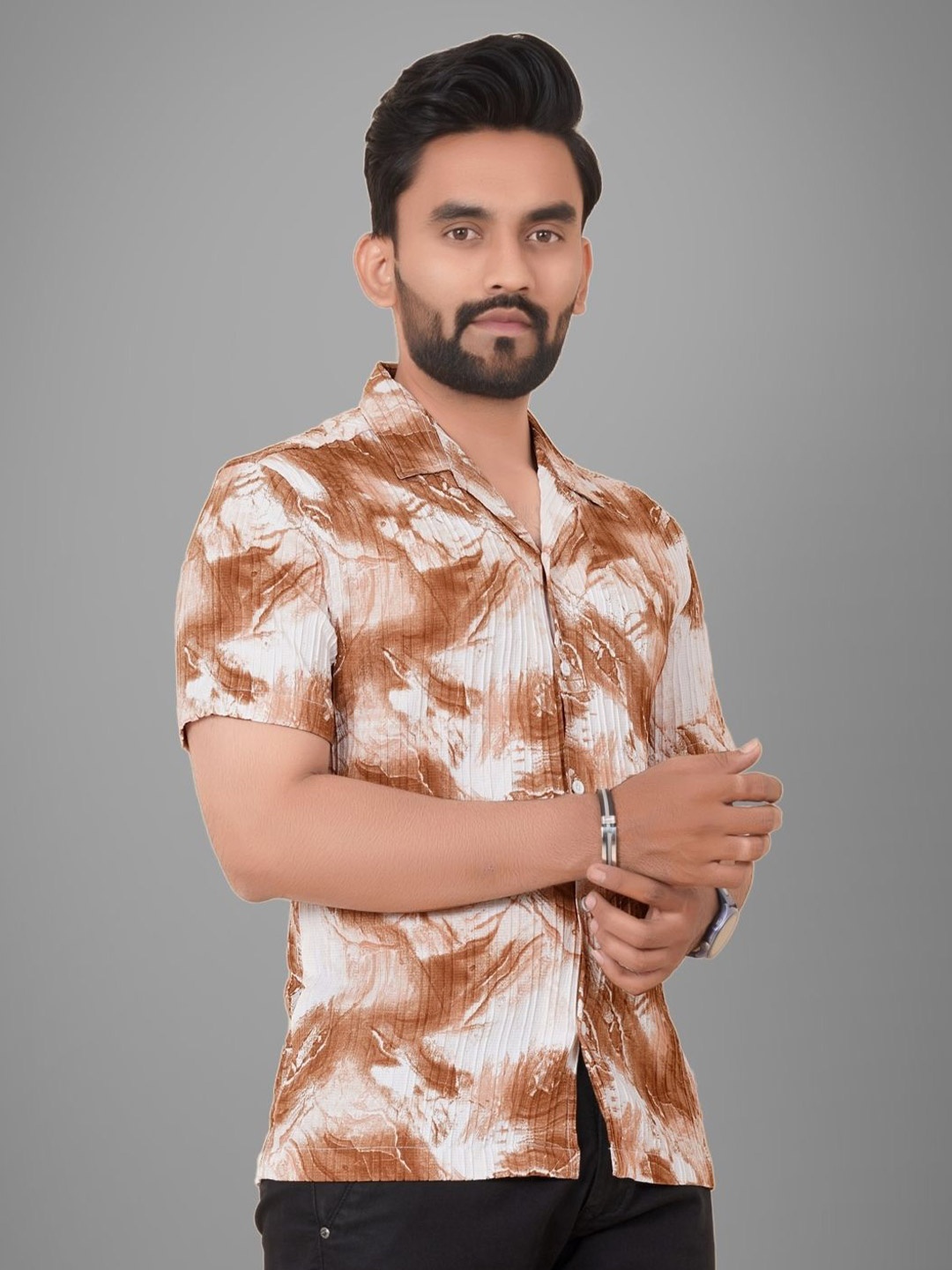

Metronaut Men Regular Fit Cuban Collar Abstract Printed Casual Shirt, White