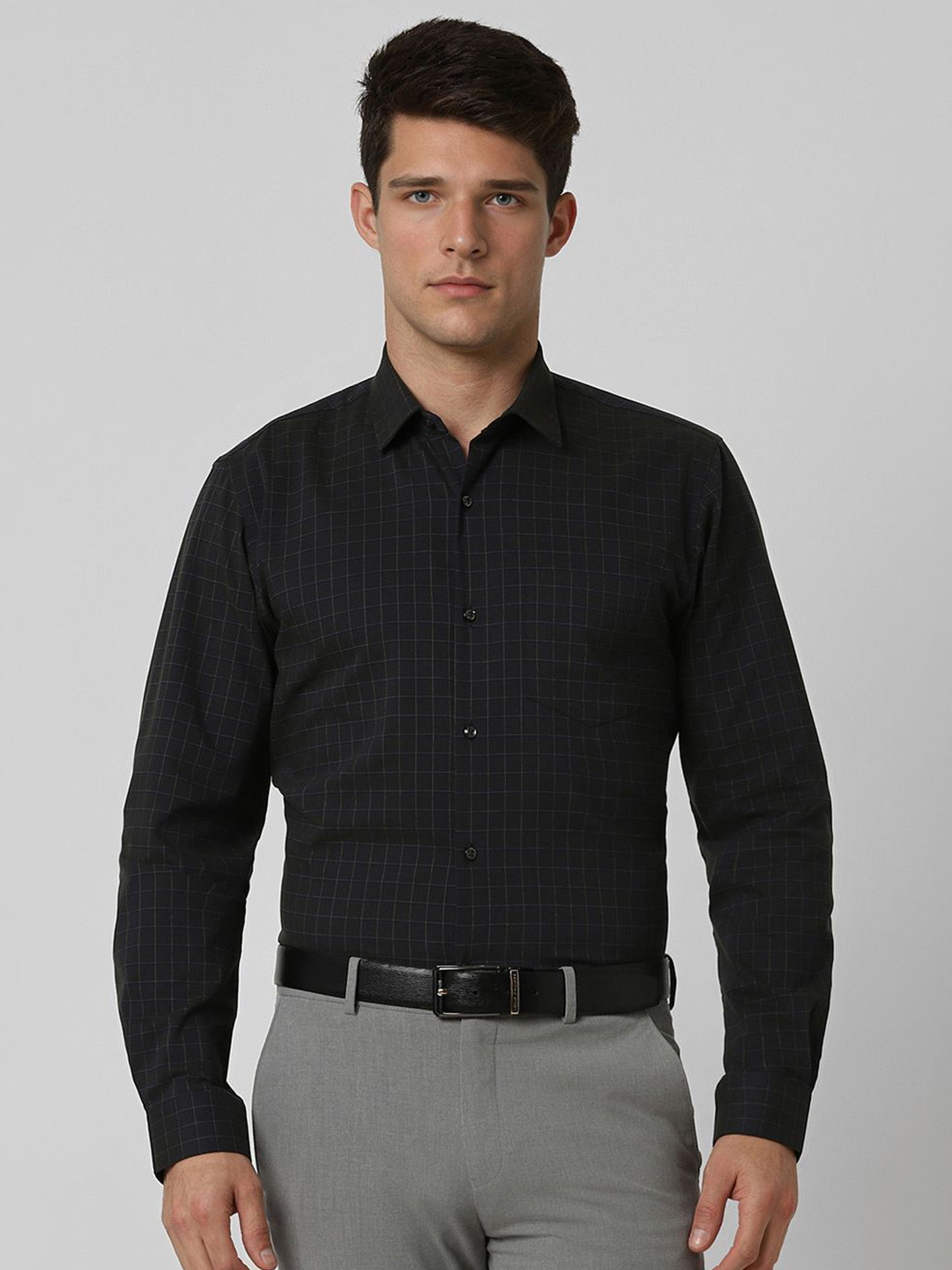 

Peter England Men Slim Fit Spread Collar Checked Cotton Formal Shirt, Black