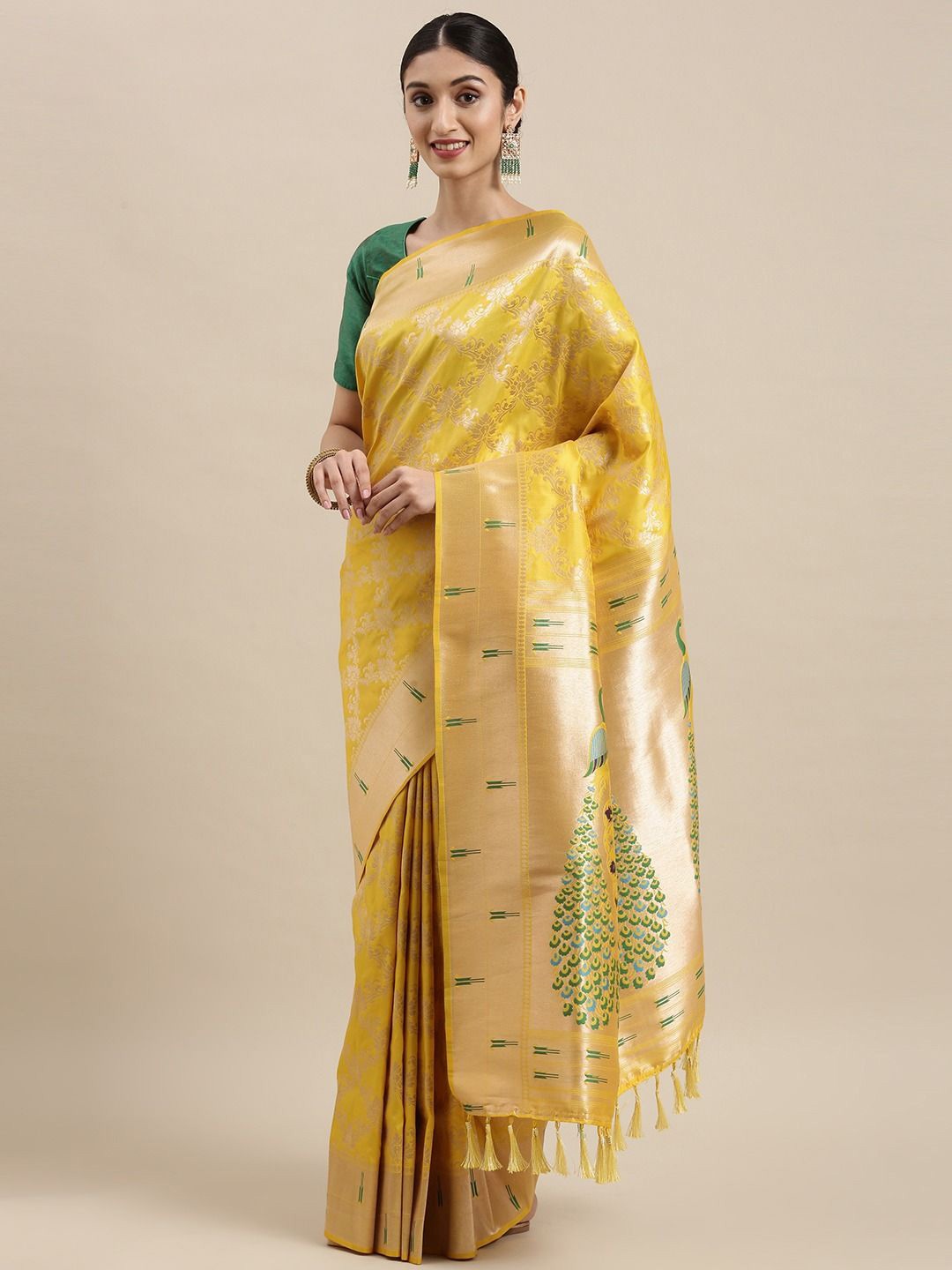 

DIVASTRI Woven Design Zari Paithani Saree With Unstitched Blouse Piece, Yellow