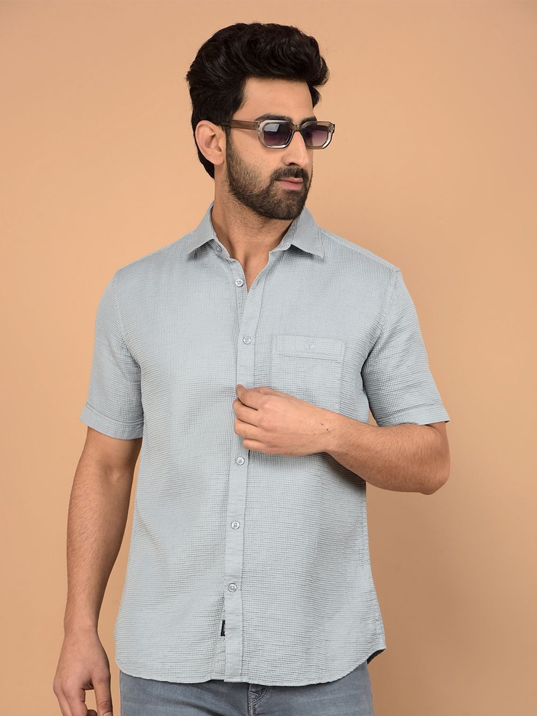

Crimsoune Club Men Classic Slim Fit Spread Collar Textured Cotton Casual Shirt, Grey