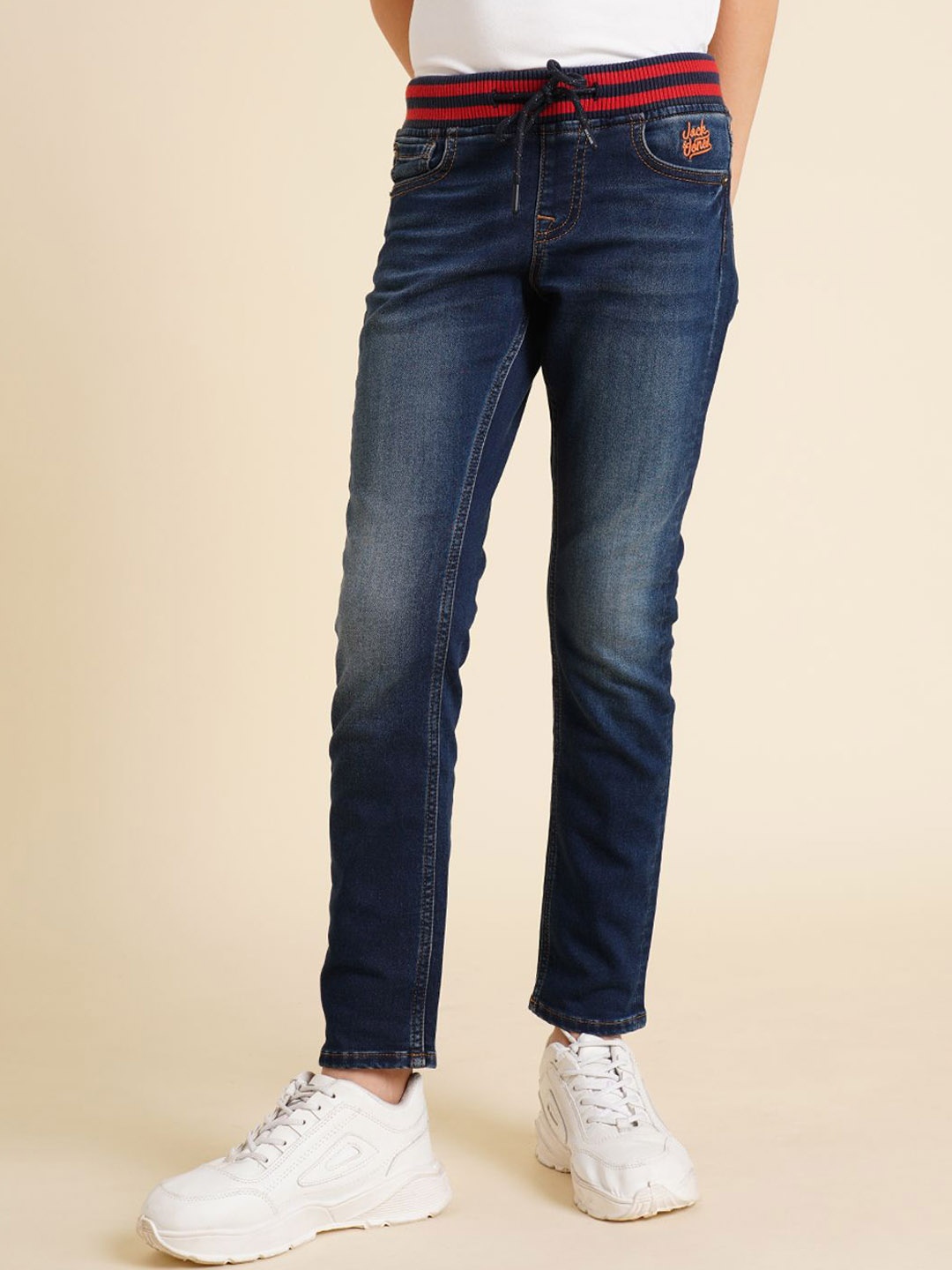 

Jack & Jones Junior Boys Straight Fit Light Fade Stretchable Jeans, Blue