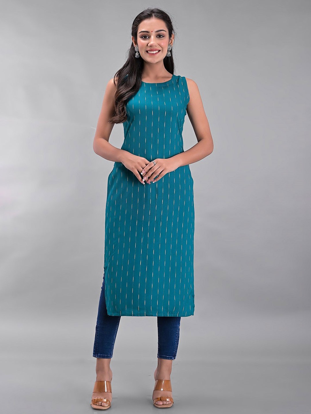 

Clothy N Wave Striped Round Neck Sleeveless Straight Kurta, Blue