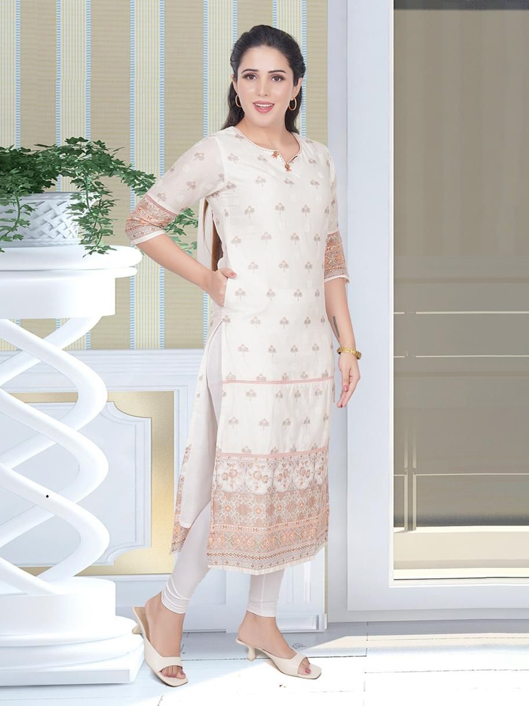 

KRITHA Floral Printed Notch Neck Mul Cotton Straight Kurta, White