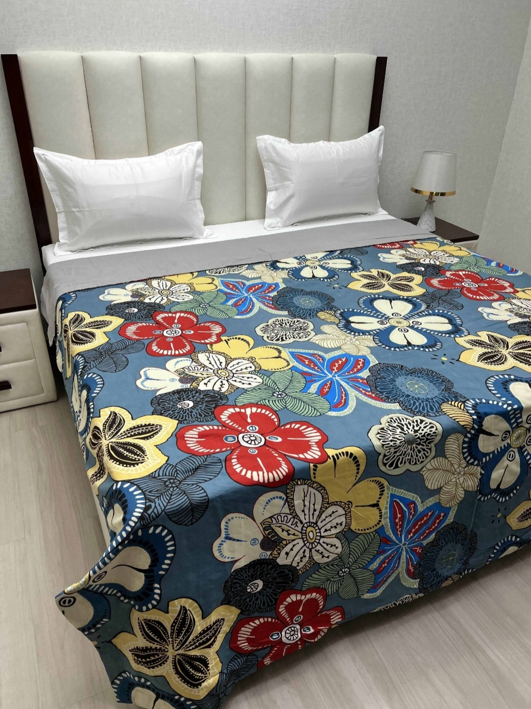 

Pure Decor Comfy Fur Blue Printed 300 GSM Microfiber AC Room Double King Bed Comforter