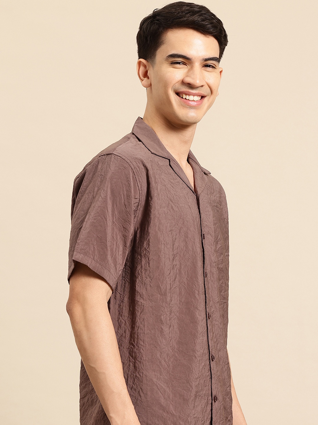 

Mast & Harbour Men Crinkled Relaxed Fit Casual Shirt, Brown