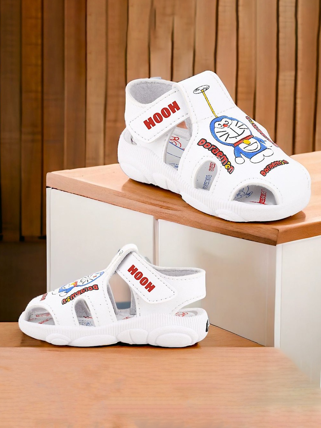 

HOOH Now Comfort in Fashion Unisex Kids Printed Sneakers, White