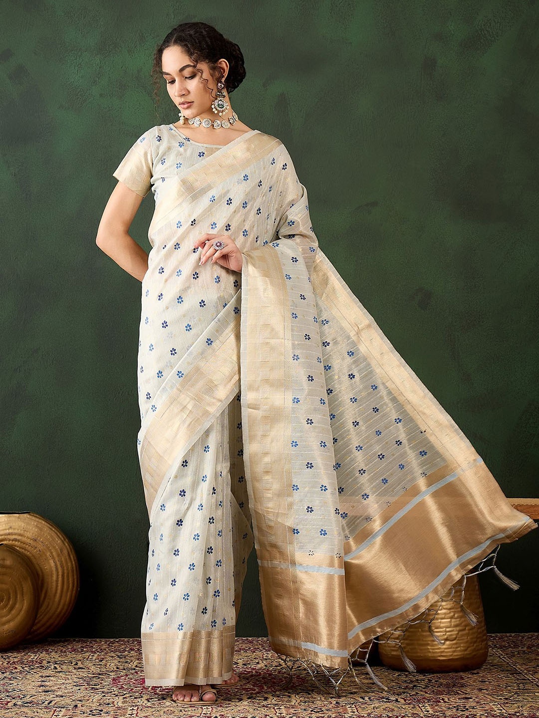 

MANVAA Woven Design Zari Organza Designer Banarasi Saree, White