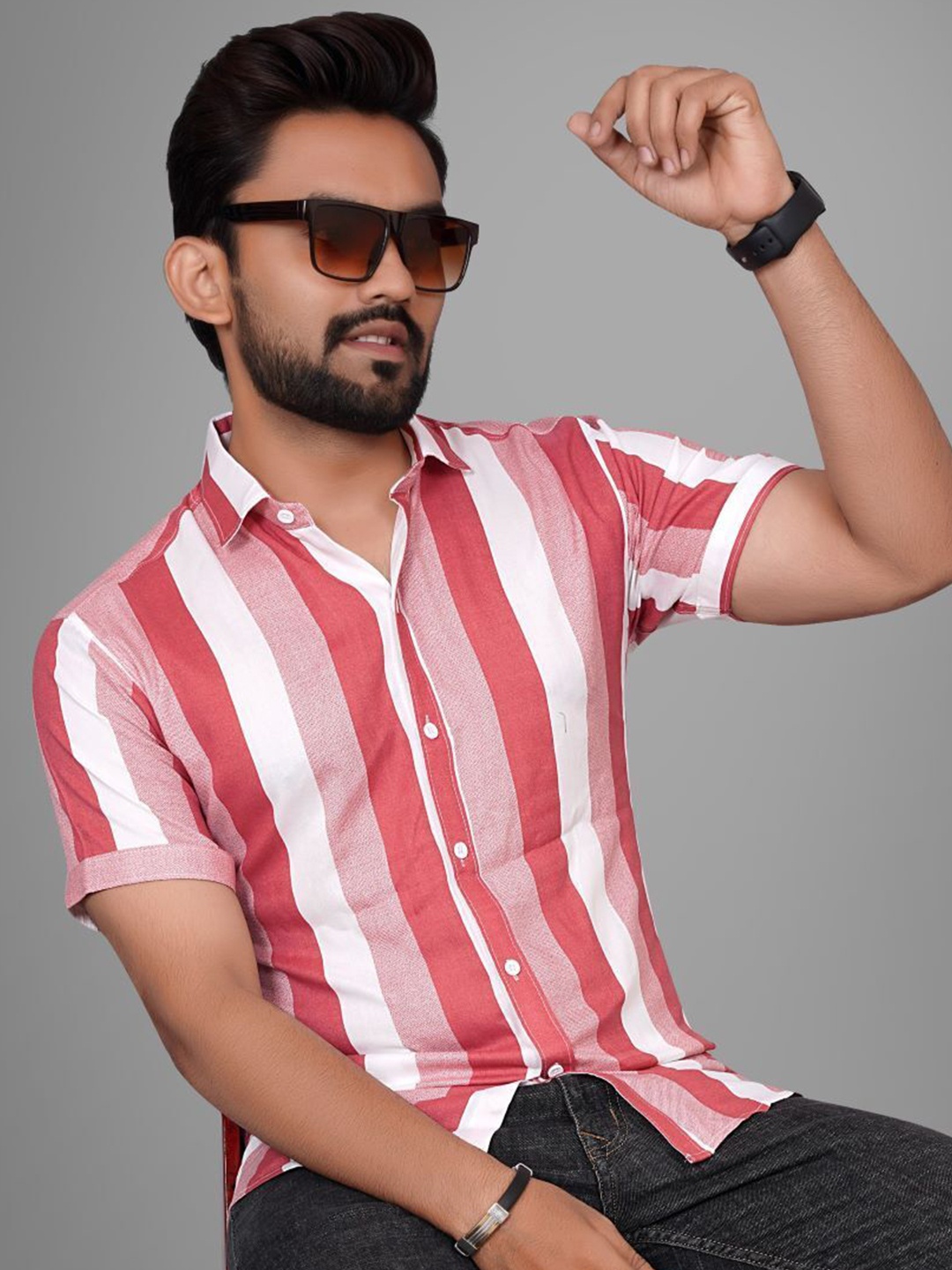 

Metronaut Men Regular Fit Spread Collar Vertical Striped Casual Shirt, White