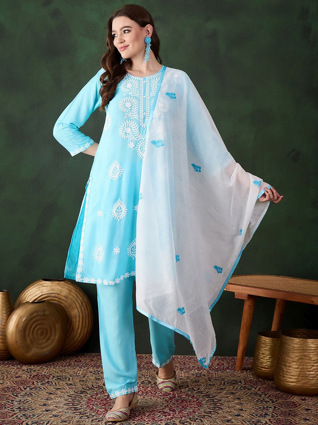 

MANVAA Floral Embroidered Round Neck kurta With Trousers And Dupatta, Blue