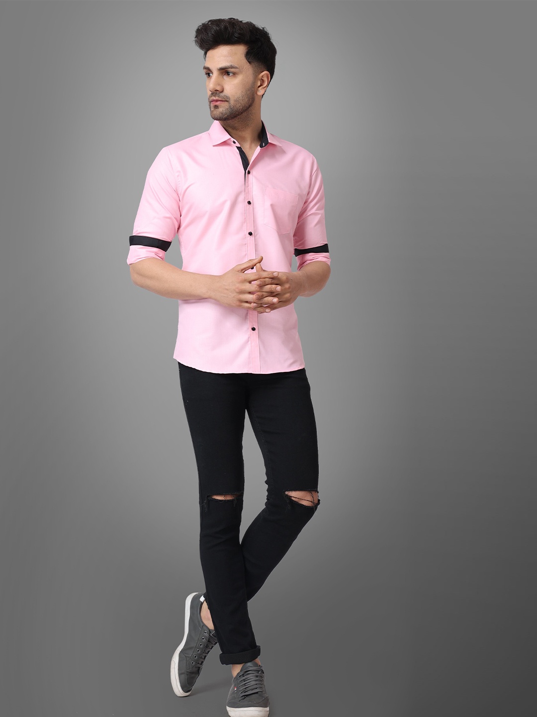 

Metronaut Men Regular Fit Spread Collar Solid Cotton Casual Shirt, Pink