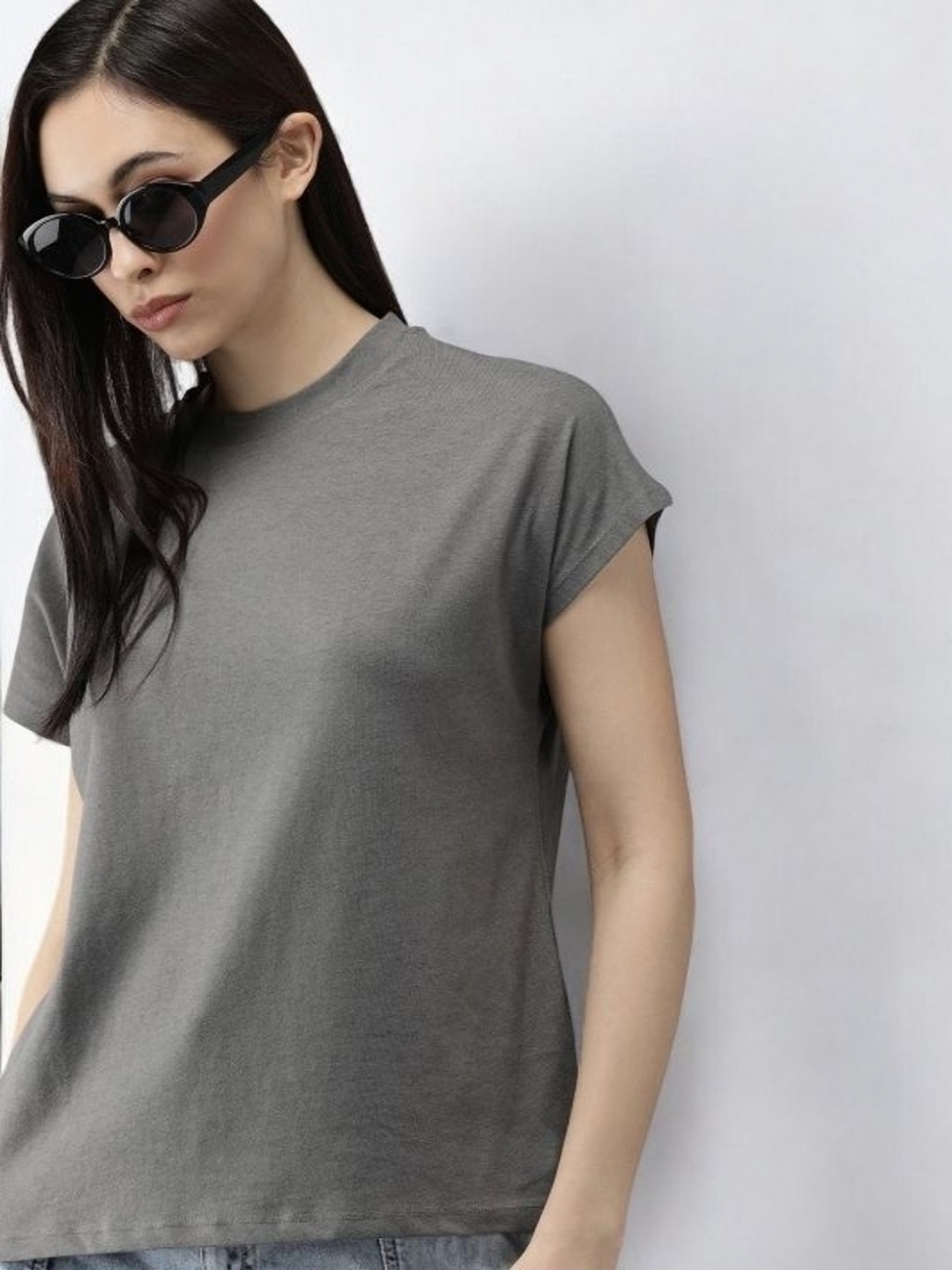 

Mast & Harbour Women Solid Round Neck Cotton T-shirt, Grey