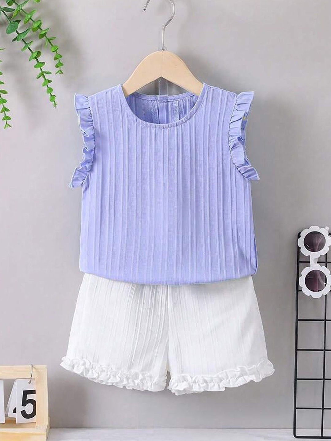 

YK Girls Round Neck Top With Shorts, Lavender