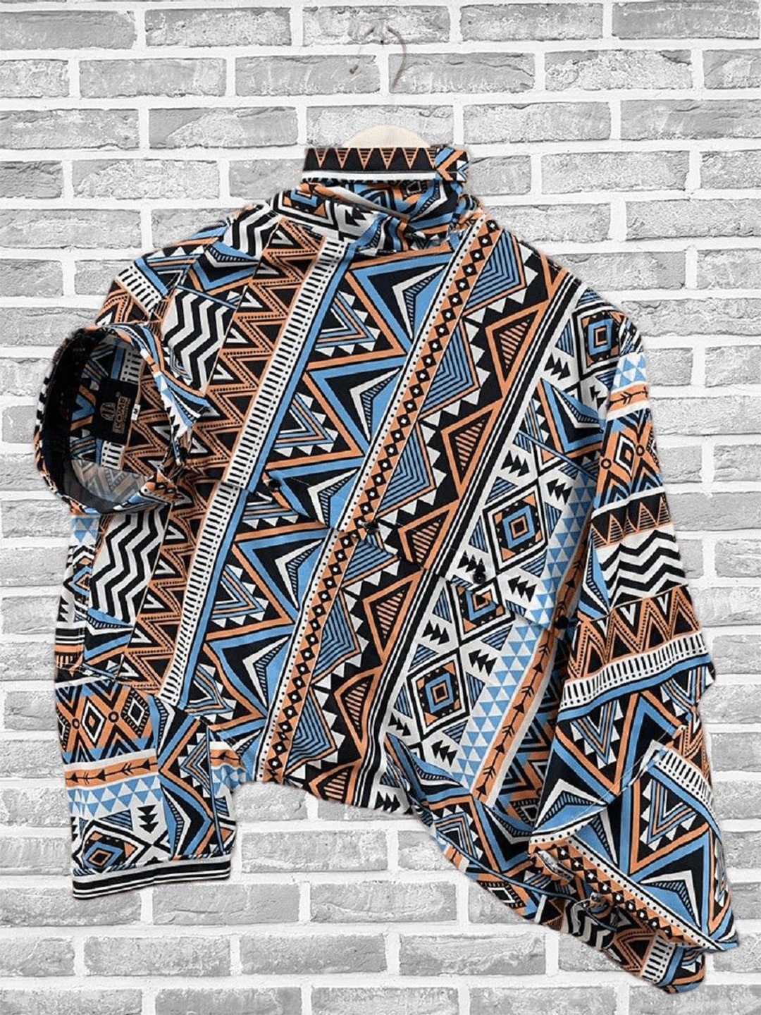 

iCome Men Multi Stripes Opaque Printed Casual Shirt