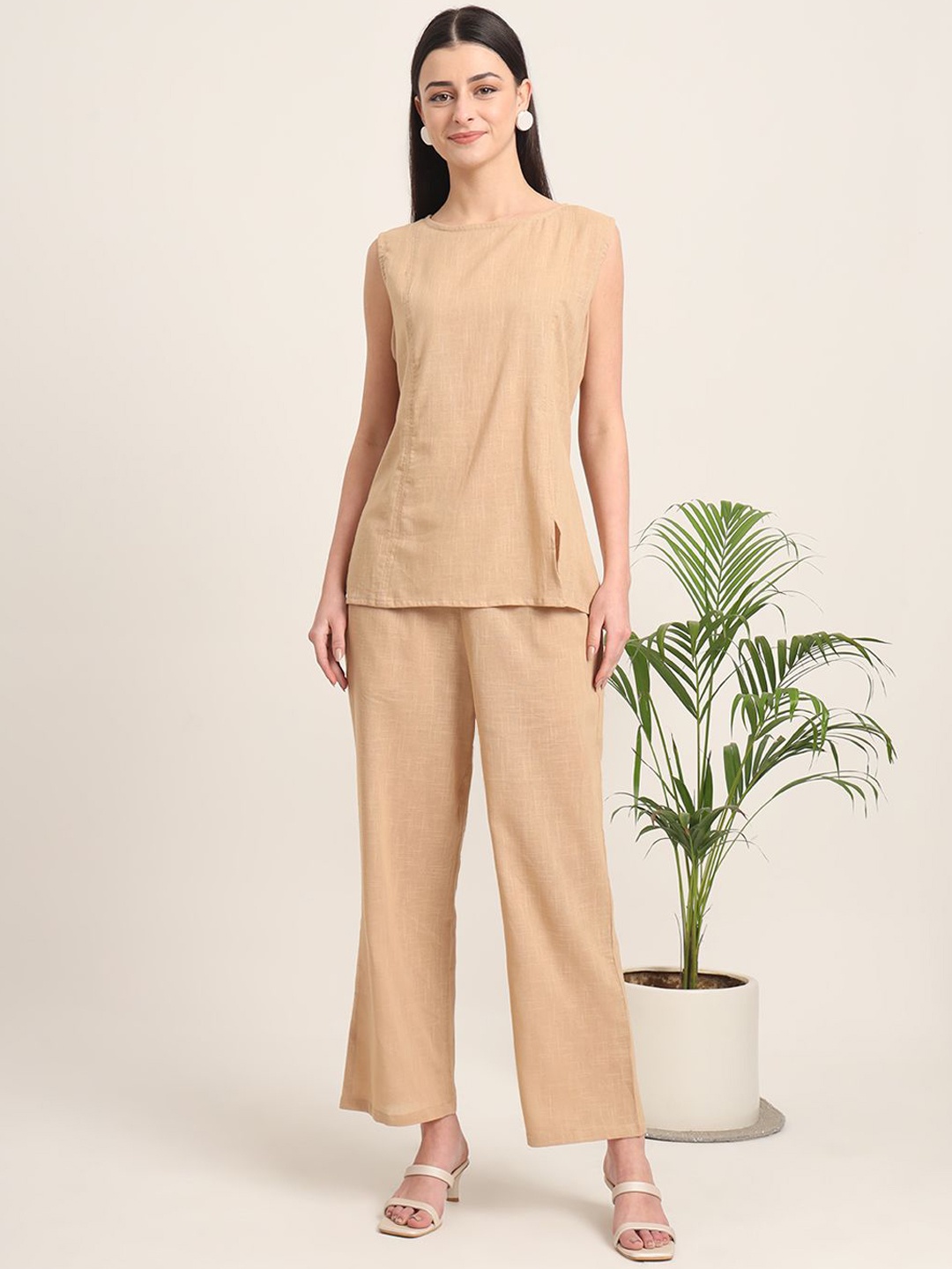 

Thevasa Round Neck Pure Cotton Top & Trouser, Beige