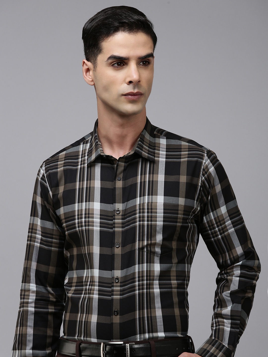 

Van Heusen Slim Fit Opaque Checked Formal Shirt, Black
