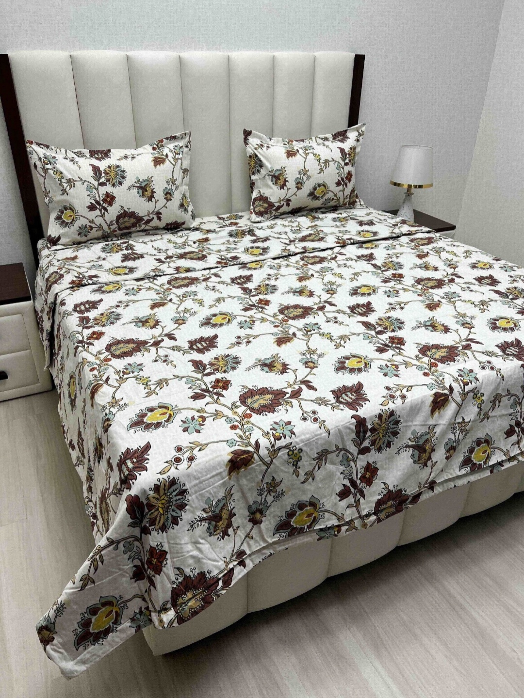 

Pure Decor White & Grey Floral Printed Fine Double King Size Bedding Set
