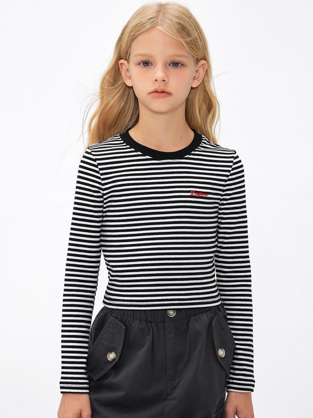 

LULU & SKY Girls Striped Round Neck Cotton T-shirt, Black