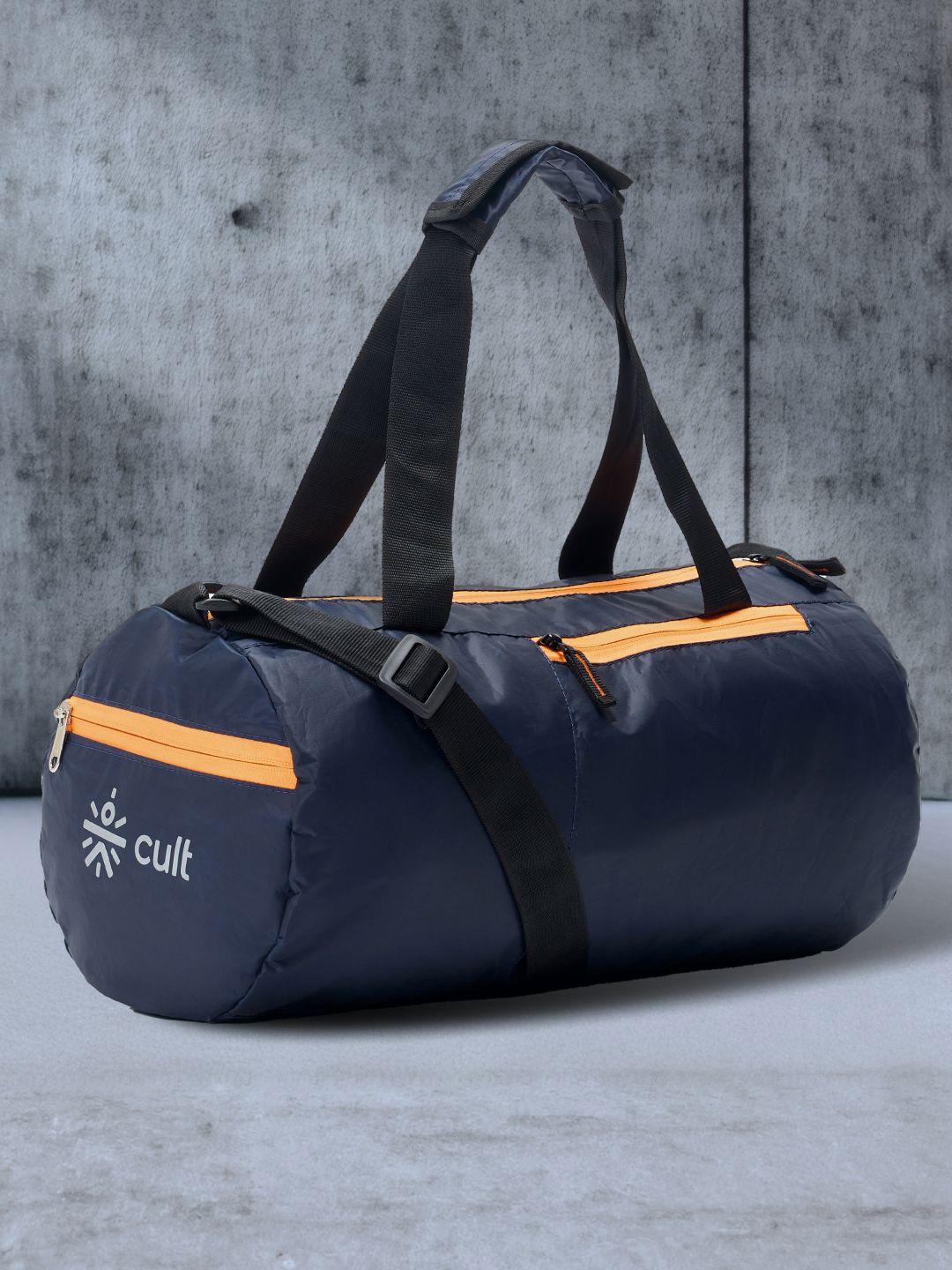 

CULT Colourblocked Medium Sports or Gym Duffel Bag, Navy blue