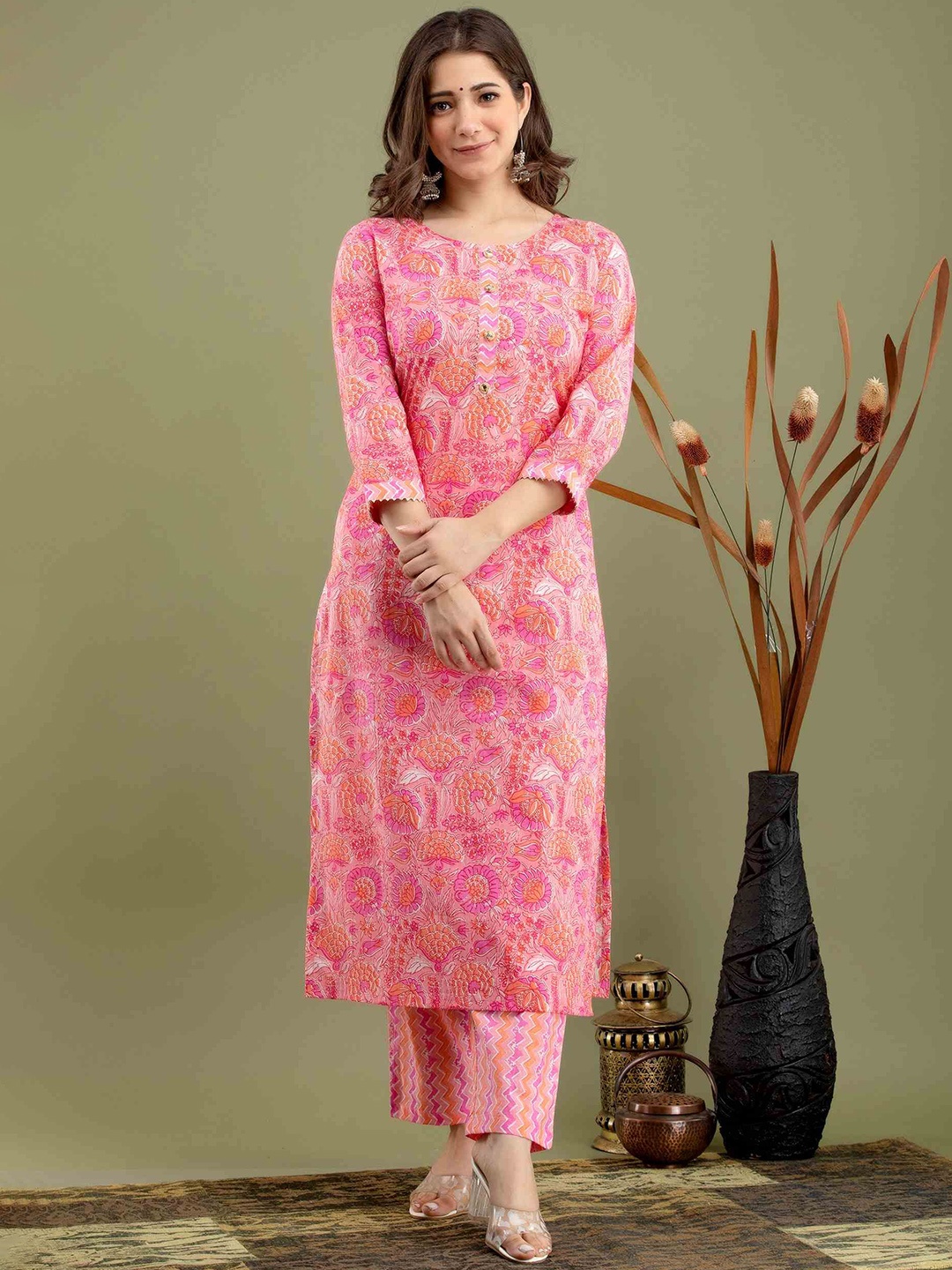 

MissKurti Floral Printed Round Neck Pure Cotton Straight Kurta with Trousers, Pink