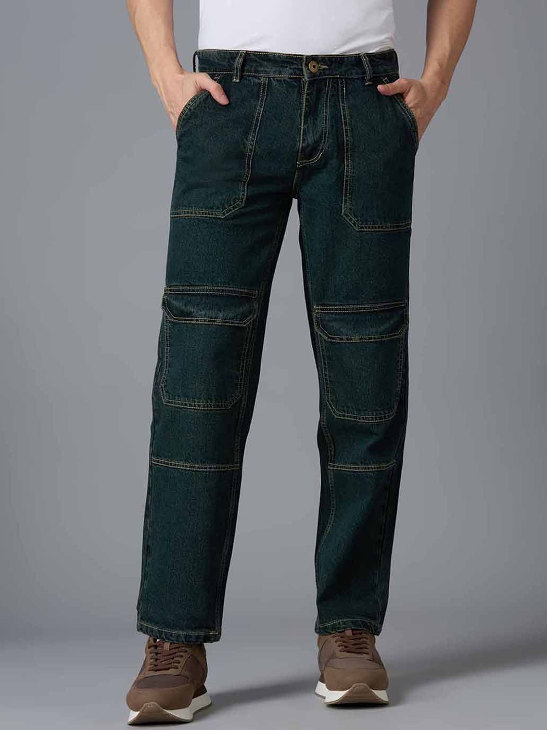 

TCI Men Straight Fit Cargo Jeans, Green