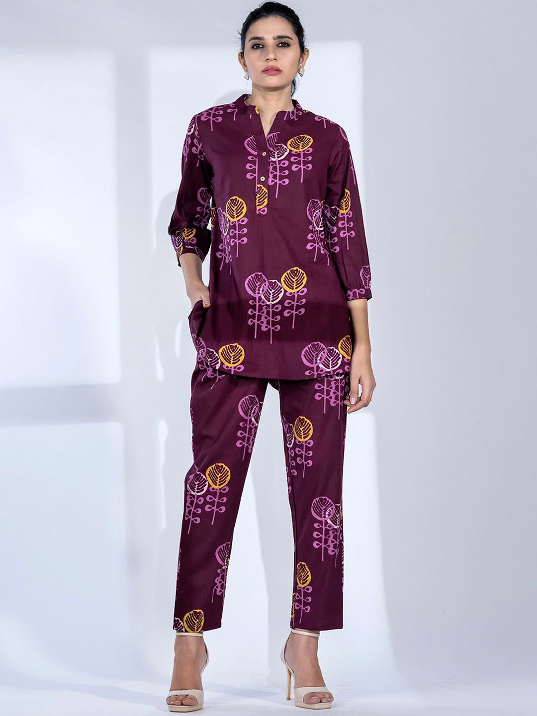 

Readiprint Fashions Printed Mandarin Collar Pure Cotton Curved Style Tunic With Trousers, Violet