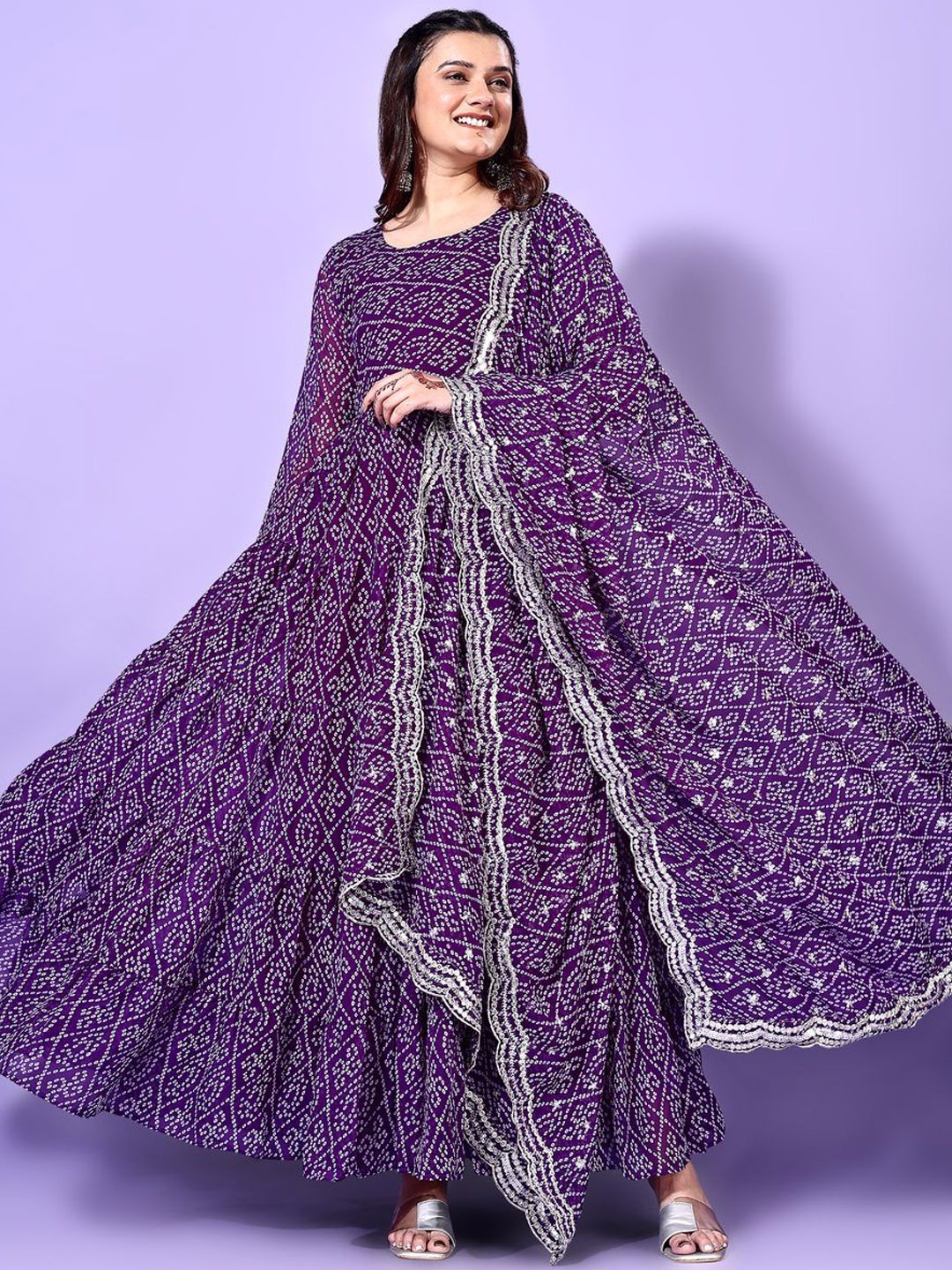 

Fashionuma Women Bandhani Printed Tiered Kurta with Pyjamas & With Dupatta, Purple