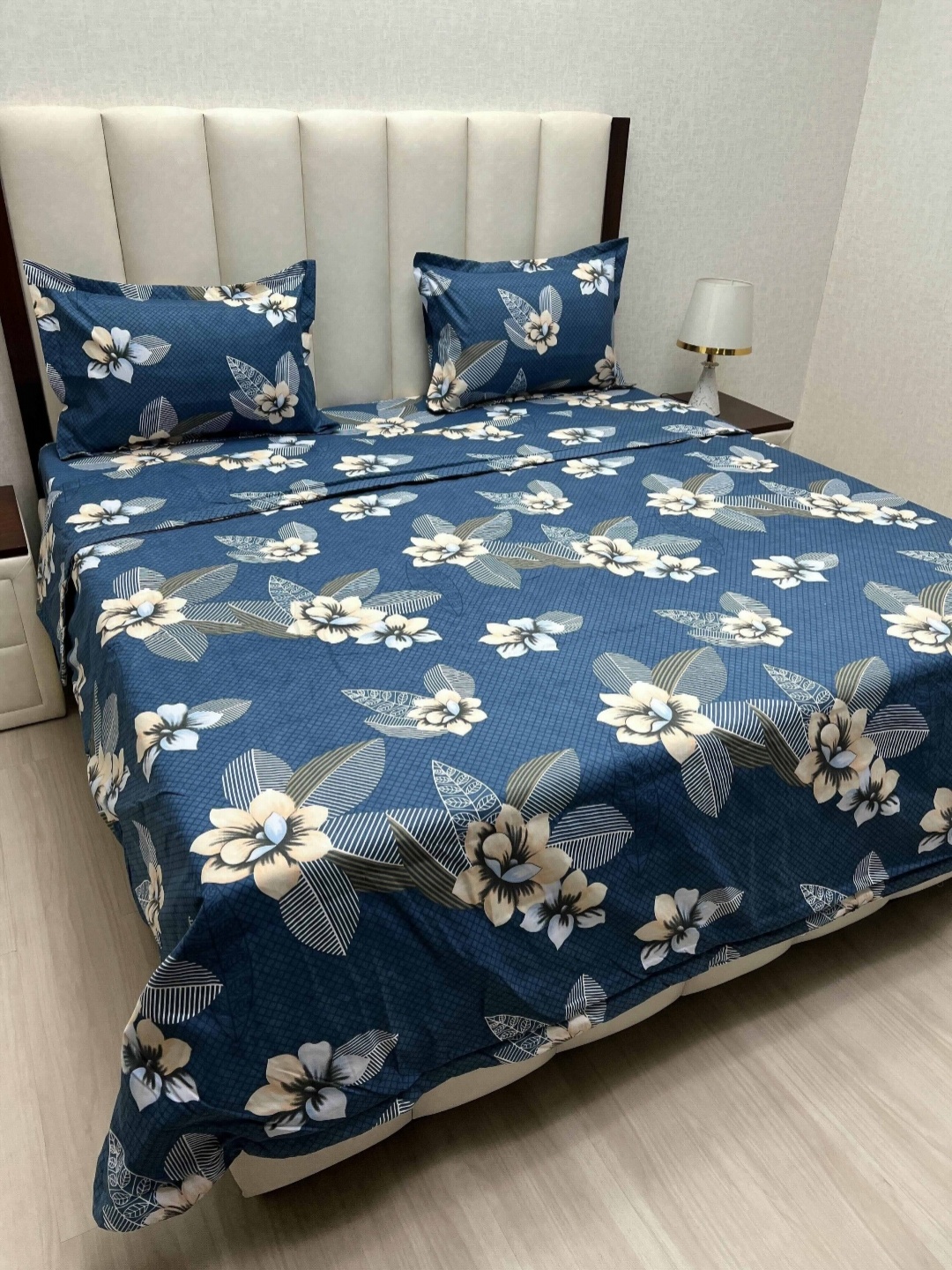 

Pure Decor Blue And Beige Floral Printed Double King Superfine Bedding Set