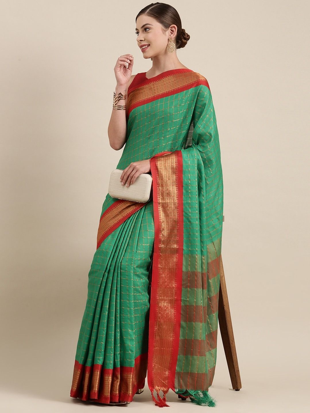 

DIVASTRI Checked Zari Silk Cotton Saree, Green